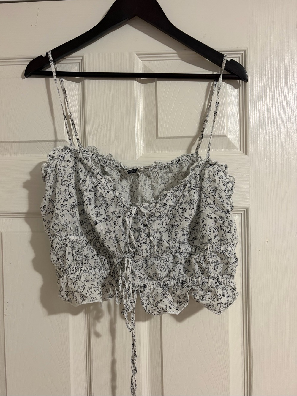 Floral Drawstring Smocked Crop Top - White/Black